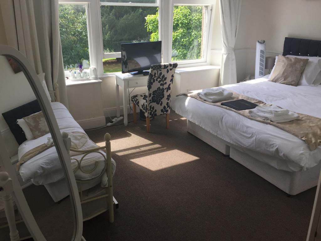 Mansfield Manor Hotel Extérieur photo