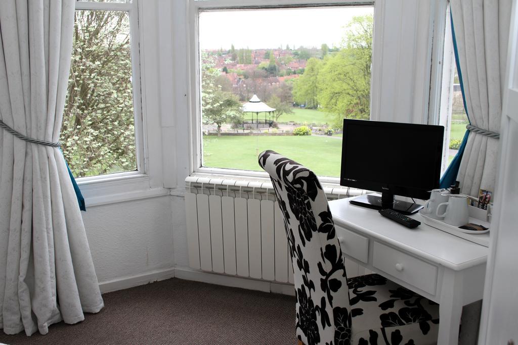 Mansfield Manor Hotel Extérieur photo